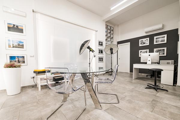 Lo studio - White and Black - Asti